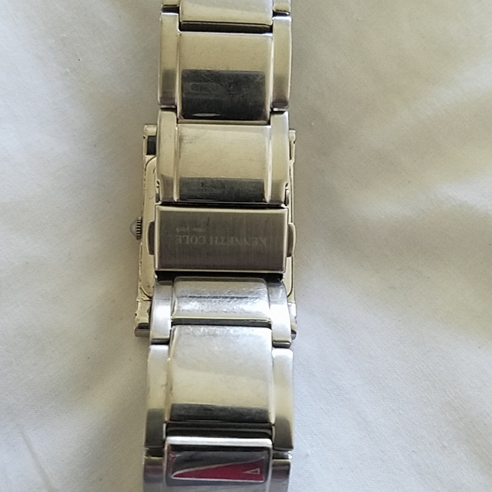 Kenneth Cole Watch - Picture 2 of 3